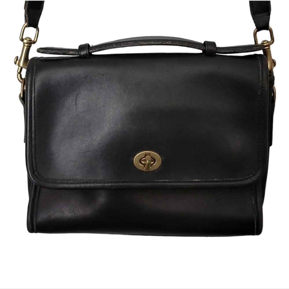 Coach Vintage Court Black Leather Crossbody Shoulder Handbag Purse